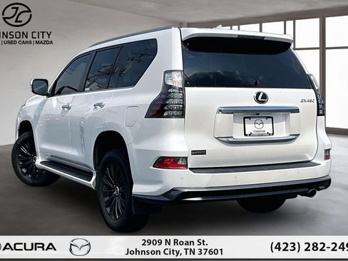 Used 2023 Lexus GX 460 Premium w/ Accessory Package AWD/4WD image 13