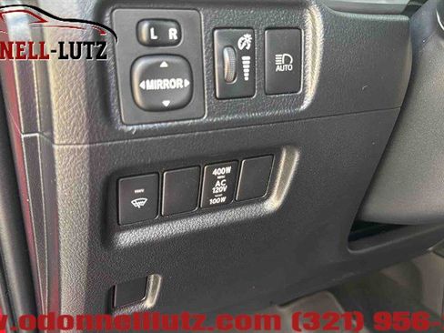 Used 2021 Toyota 4Runner SR5 Premium w/ Moonroof Package RWD image 19
