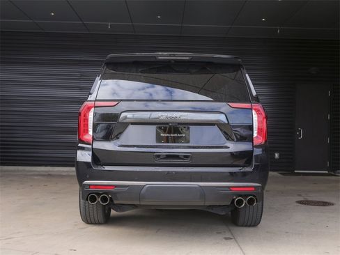 Used 2023 GMC Yukon Denali Ultimate image 6