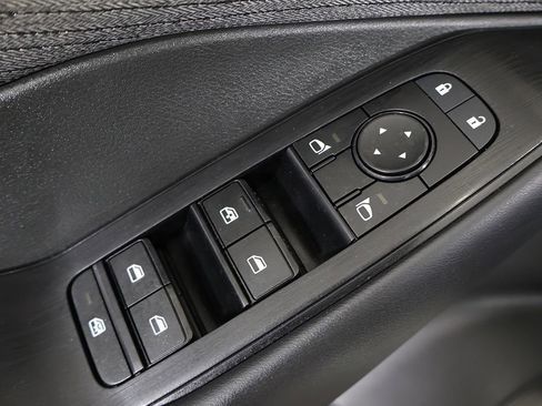 Used 2023 Nissan Rogue S AWD/4WD image 33