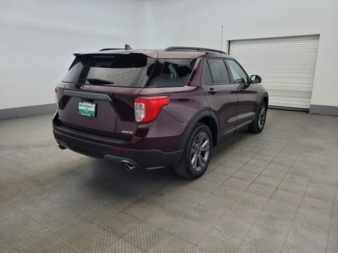 Used 2022 Ford Explorer XLT w/ Equipment Group 202A image 9