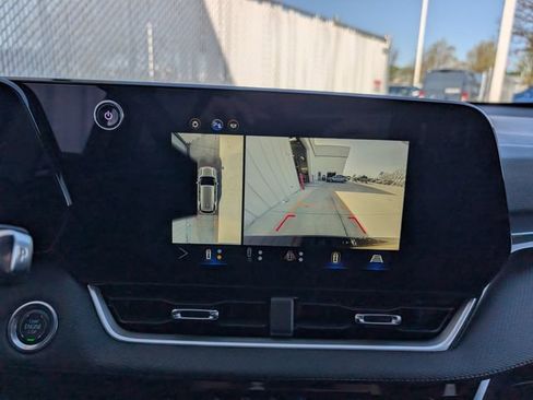 Used 2025 Chevrolet Equinox LT w/ Convenience Package II AWD/4WD image 19