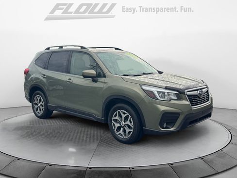 Used 2019 Subaru Forester Premium w/ All-Weather Package AWD/4WD image 1