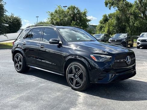 Used 2025 Mercedes-Benz GLE 450 4MATIC image 2