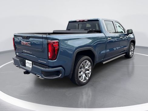 Used 2025 GMC Sierra 1500 Denali w/ Denali Reserve Package image 8
