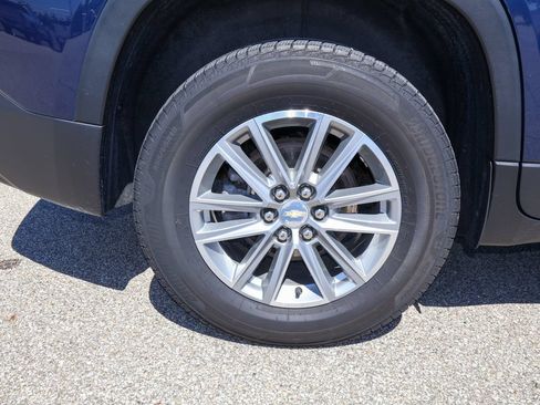 Used 2022 Chevrolet Traverse LT AWD/4WD image 31