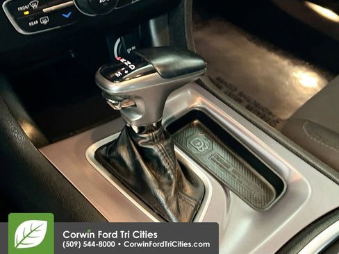 Used 2019 Dodge Charger GT image 10