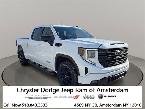 Used 2022 GMC Sierra 1500 Elevation image 1