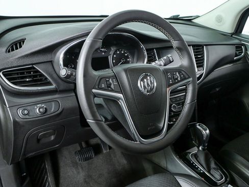 Used 2017 Buick Encore Preferred FWD image 4