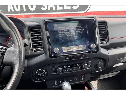 Used 2024 Nissan Frontier PRO-4X w/ Pro Premium Package AWD/4WD image 7
