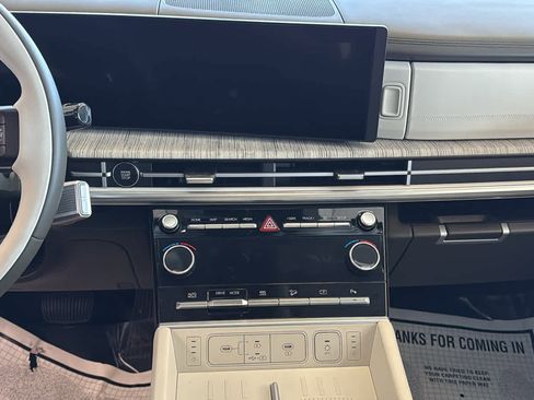 Used 2024 Hyundai Santa Fe Calligraphy image 14