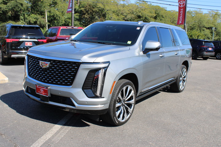 Used 2025 Cadillac Escalade ESV Premium Luxury w/ Touring Package AWD/4WD image 1