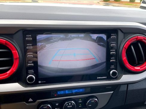 Used 2021 Toyota Tacoma SR5 RWD image 28