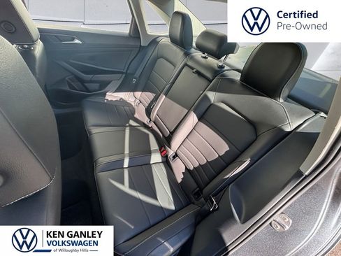 Used 2023 Volkswagen Jetta SE FWD image 19