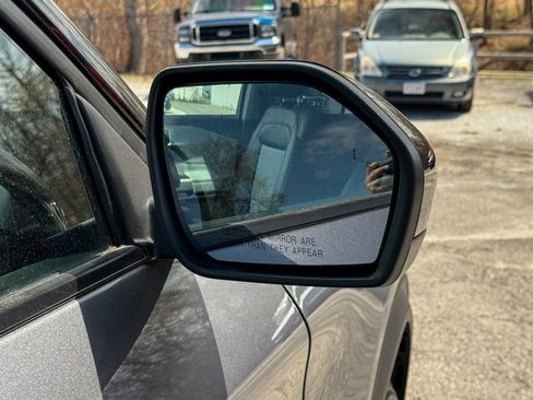 Certified 2022 Ford Explorer XLT w/ Equipment Group 202A AWD/4WD image 11