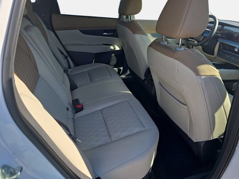 New 2026 Nissan Murano Platinum w/ Cargo Package AWD/4WD image 11