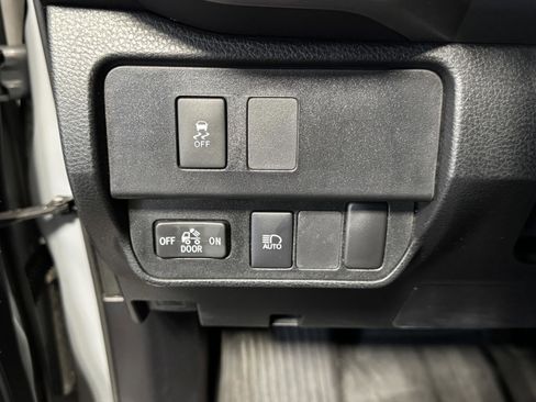 Used 2021 Toyota Tacoma SR5 image 17