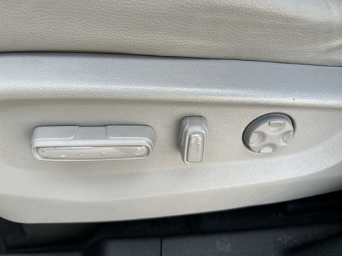 Used 2024 Honda Odyssey EX image 14