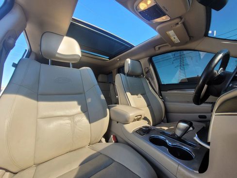 Used 2016 Jeep Grand Cherokee Overland image 17