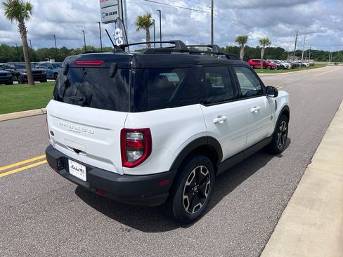 Used 2021 Ford Bronco Sport Outer Banks AWD/4WD image 6