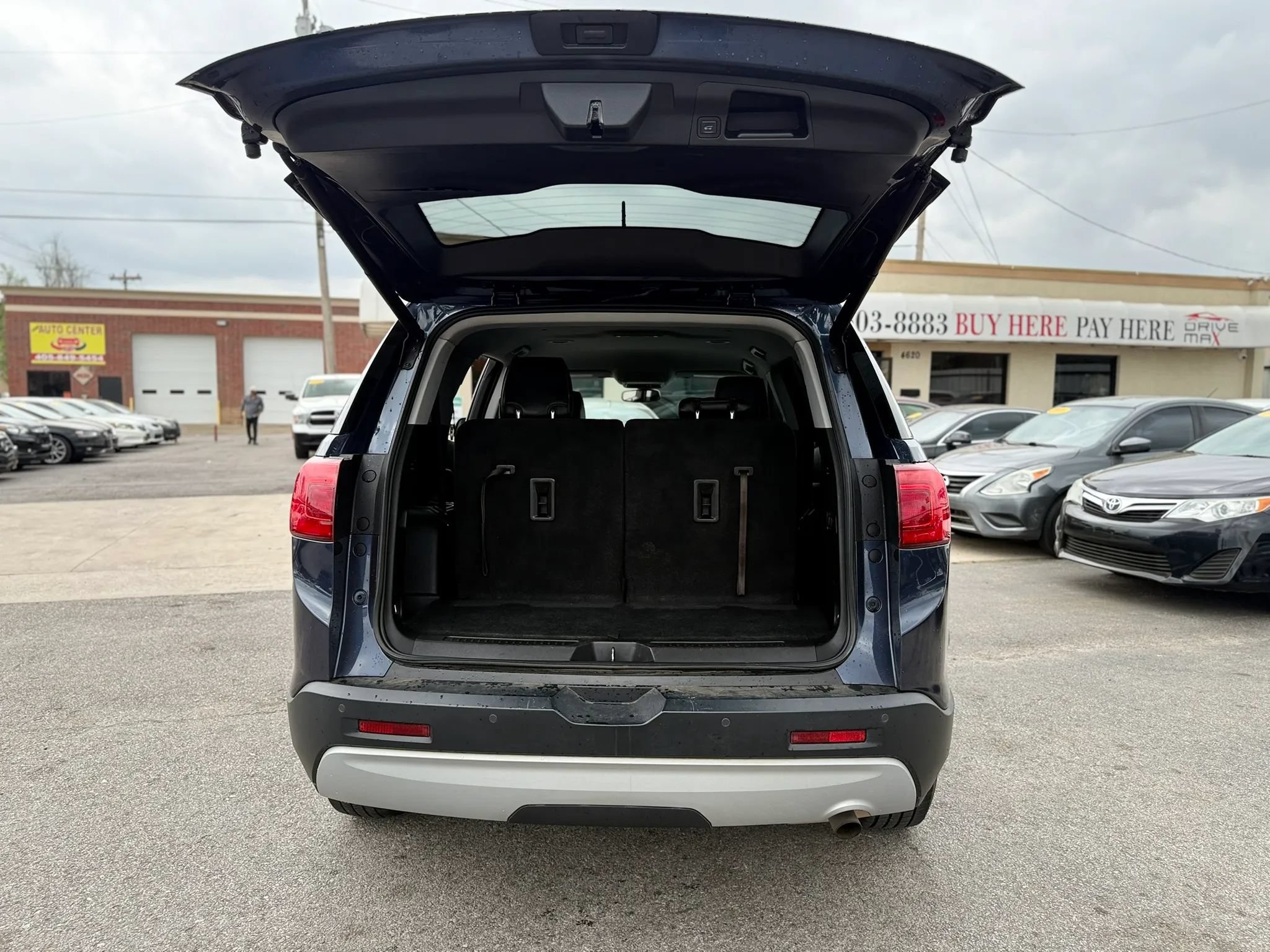 Used 2019 GMC Acadia SLT FWD image 6
