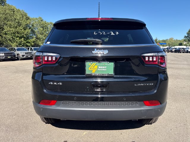 New 2026 Jeep Compass Limited AWD/4WD image 11