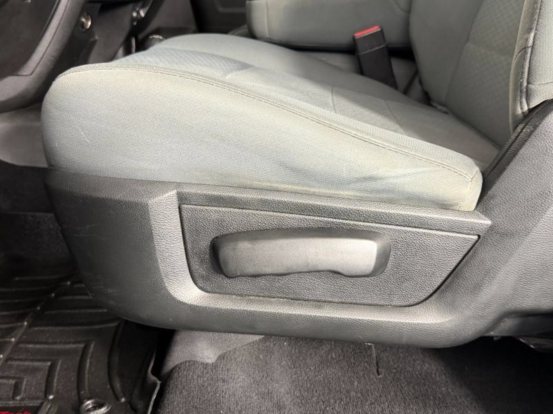 Used 2018 RAM 3500 Tradesman w/ Chrome Appearance Group AWD/4WD image 83