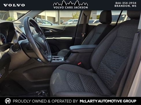Used 2018 Chevrolet Equinox LT AWD/4WD image 12