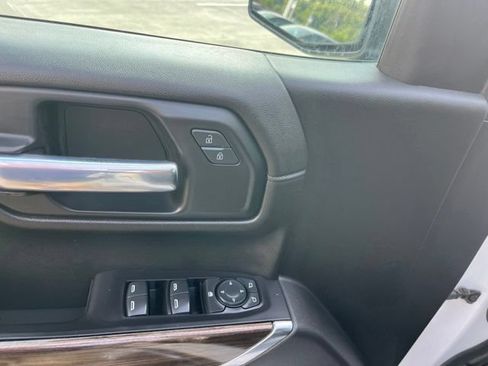 Used 2021 Chevrolet Silverado 1500 LT w/ Texas Edition Plus AWD/4WD image 13