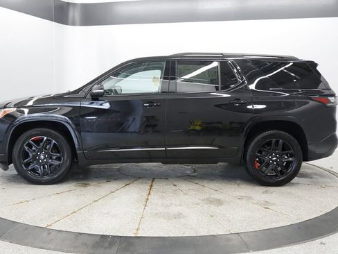 Used 2021 Chevrolet Traverse Premier w/ Redline Edition AWD/4WD image 2