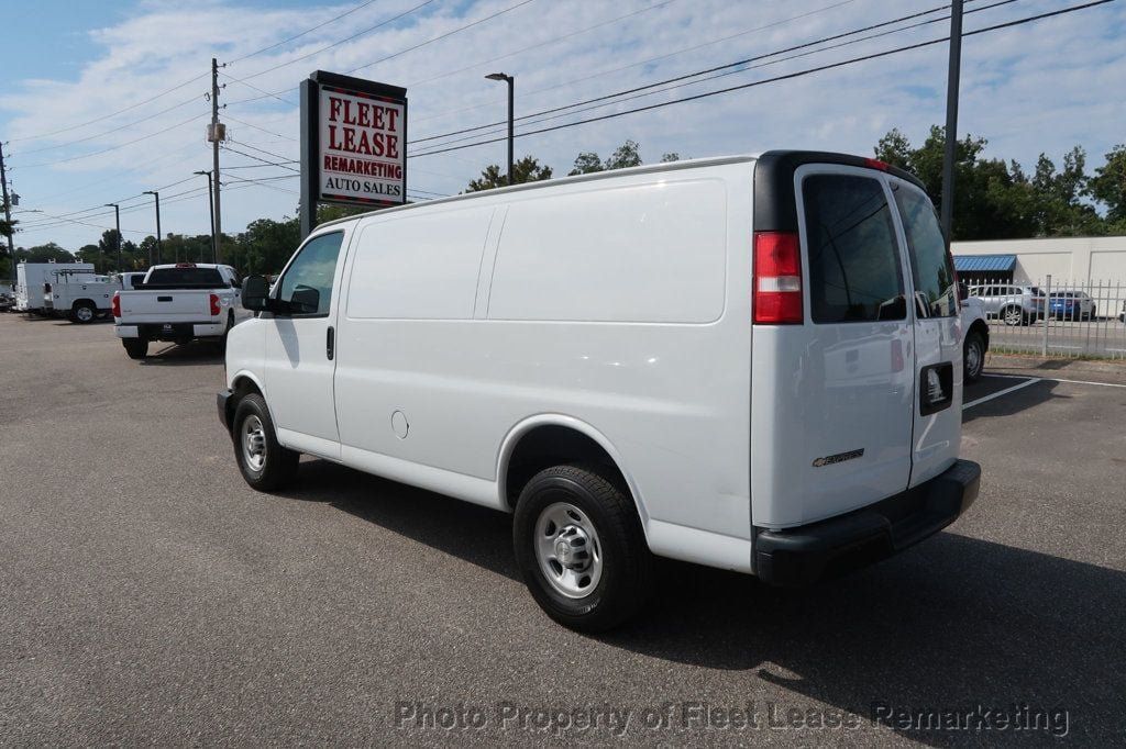 Used 2019 Chevrolet Express 2500 RWD image 3