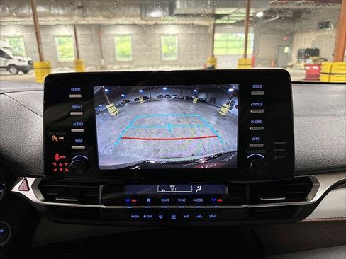 Certified 2021 Toyota Sienna LE FWD image 25
