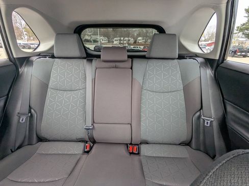 Used 2023 Toyota RAV4 AWD Hybrid image 19