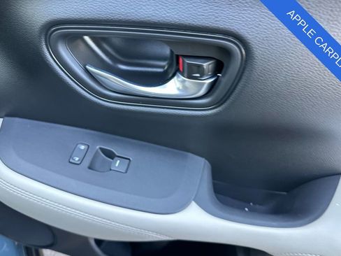 Used 2025 Honda HR-V LX image 19