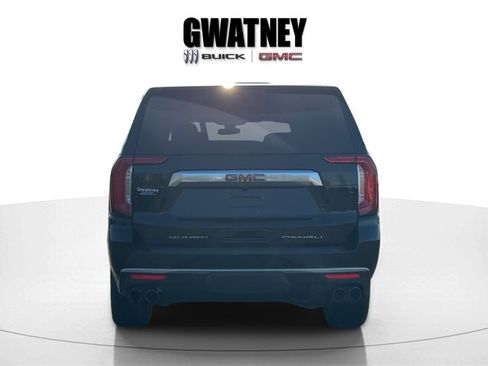 Used 2021 GMC Yukon XL Denali image 6