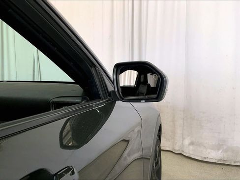 Used 2022 Ford Explorer ST w/ Equipment Group 401A RWD image 11