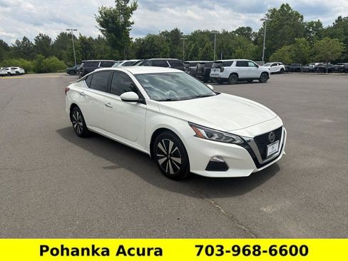 Used 2021 Nissan Altima 2.5 SV AWD/4WD image 1