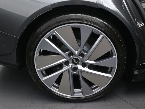 Used 2022 Audi e-tron GT Prestige w/ Prestige Package image 35