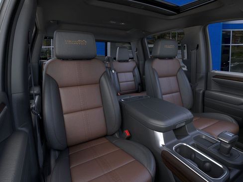 New 2026 Chevrolet Silverado 1500 High Country w/ High Country Premium Package AWD/4WD image 16
