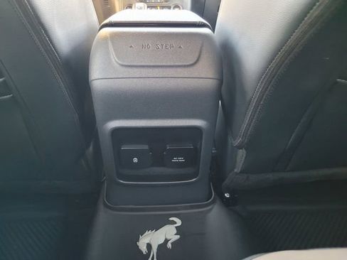 Certified 2024 Ford Bronco Wildtrak image 15