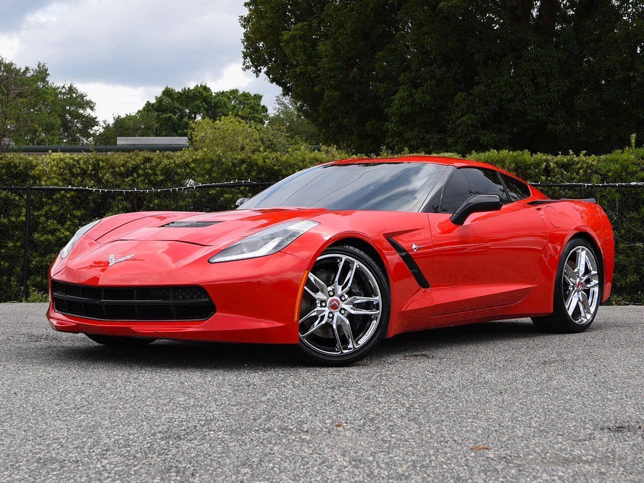 Used 2015 Chevrolet Corvette Stingray Coupe RWD image 1
