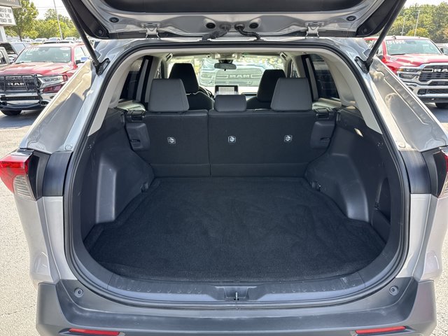 Used 2024 Toyota RAV4 XLE FWD image 21