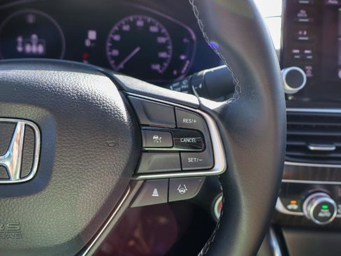 Used 2021 Honda Accord EX-L image 17