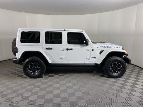Used 2023 Jeep Wrangler Unlimited Rubicon 4xe w/ Cold Weather Group AWD/4WD image 7