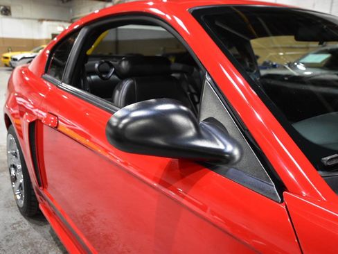 Used 2004 Ford Mustang Mach 1 RWD image 42