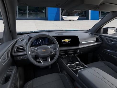 New 2026 Chevrolet Traverse LT w/ Driver Confidence Package image 15