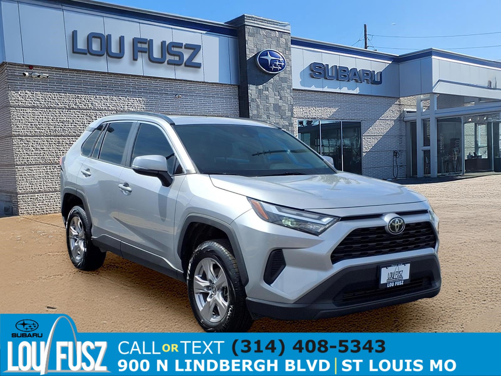 Used 2022 Toyota RAV4 XLE w/ Convenience Package FWD image 1
