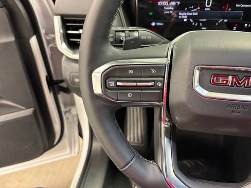 New 2027 GMC Terrain Elevation w/ Elevation Premium Package FWD image 31