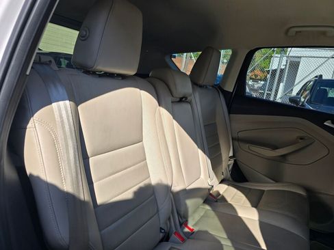 Used 2016 Ford Escape Titanium AWD/4WD image 10