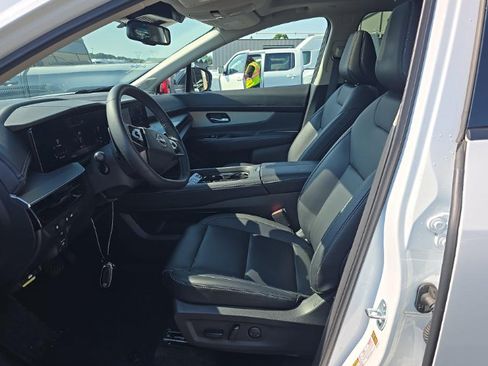Used 2025 Nissan Murano SL AWD/4WD image 10